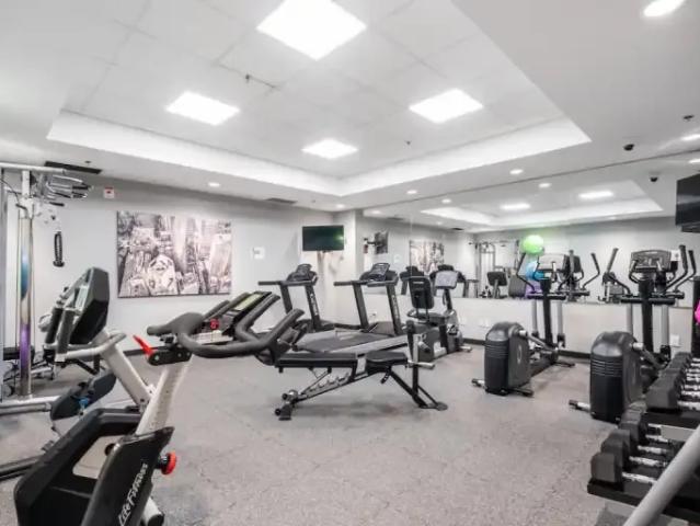 Apartment 2 Bedroom For Rent Toronto ON 4750 ES104469947
