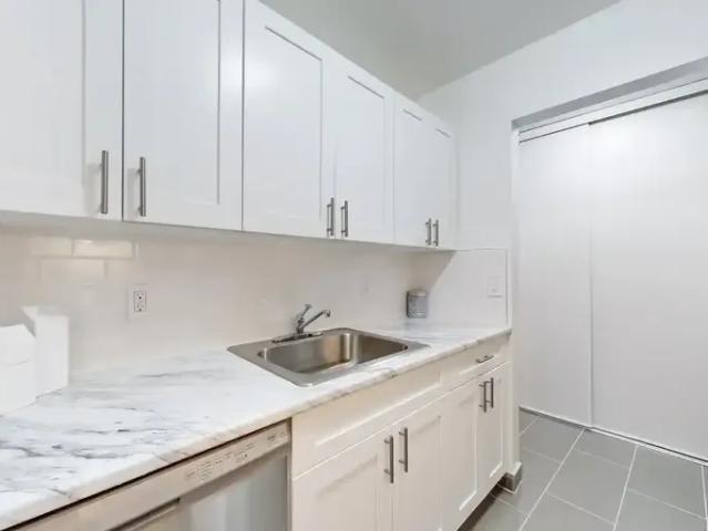 Apartment 2 Bedroom For Rent Trenton ON 1795 ES96589388