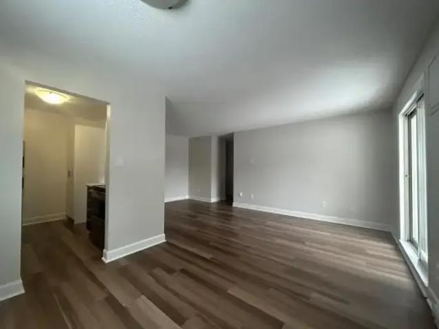 Apartment 2 Bedroom For Rent Trenton ON 1949 ES103694680