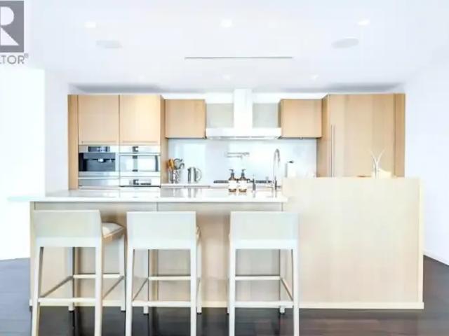 Apartment 2 Bedroom For Rent Vancouver BC 17800 ELS104876896