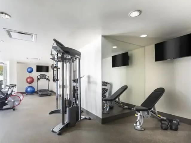Apartment 2 Bedroom For Rent Vancouver BC 3400 ES102883051