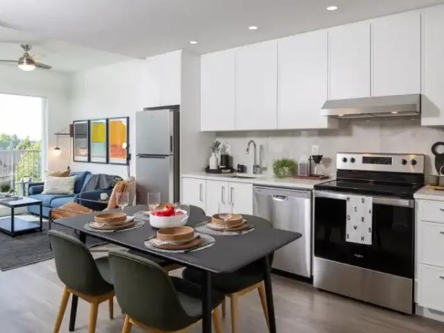 Apartment 2 Bedroom For Rent Vancouver BC 3725 ES105135647