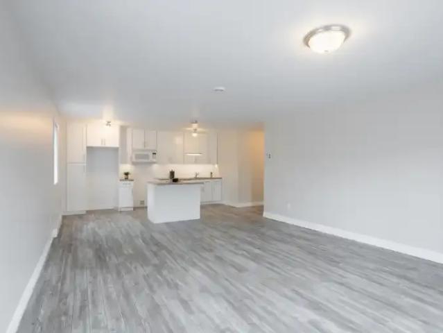 Apartment 2 Bedroom For Rent Varennes QC 1795 ES105623245