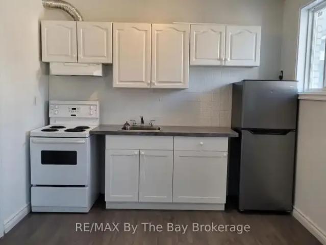 Apartment 2 Bedroom For Rent Wasaga Beach ON 1650 ES102795000