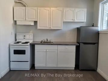 Apartment 2 Bedroom For Rent Wasaga Beach ON 1650 ES102795000