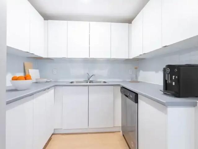 Apartment 2 Bedroom For Rent Waterloo ON 1940 ES102272213