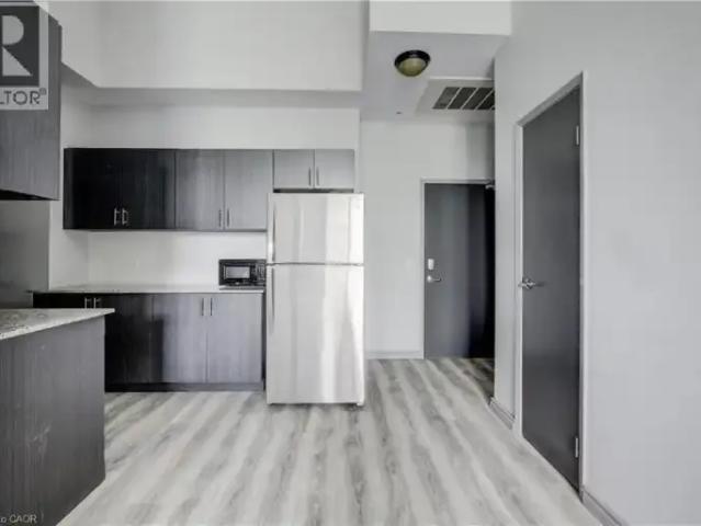 Apartment 2 Bedroom For Rent Waterloo ON 2150 ELS103368103
