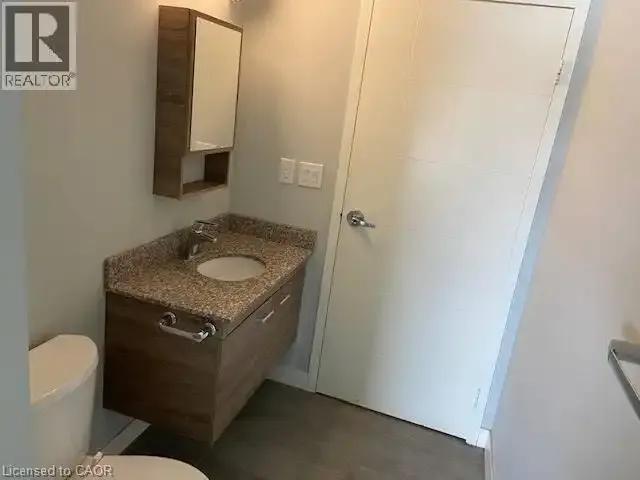 Apartment 2 Bedroom For Rent Waterloo ON 2395 ES105467343