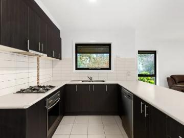 Apartment 2 Bedroom For Rent Werribee VIC ES102472476