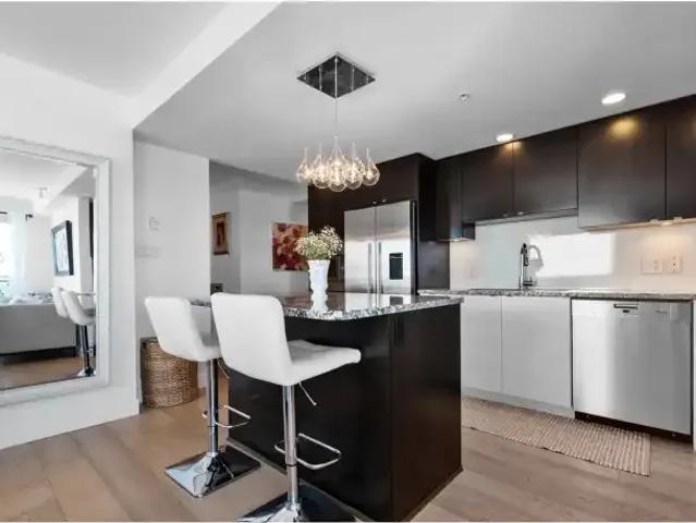 Apartment 2 Bedroom For Rent White Rock BC 2000 ES106118127