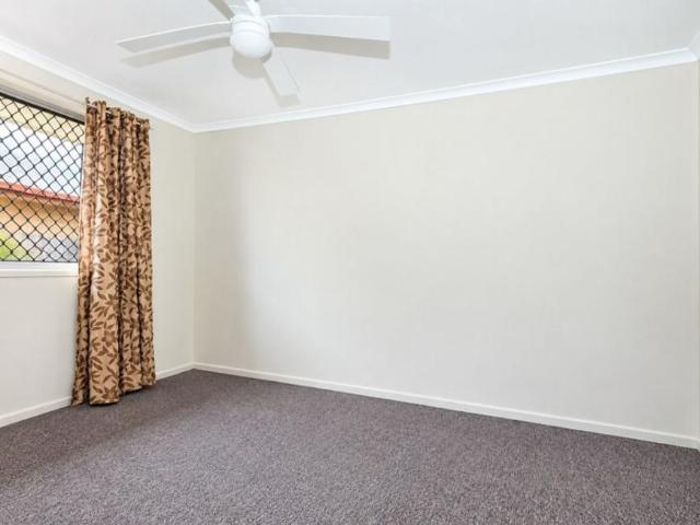Apartment 2 Bedroom For Rent Wilsonton Heights, 400 ES105745724