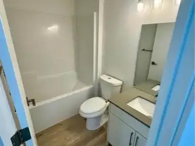 Apartment 2 Bedroom For Rent Winnipeg MB 1550 ES105167207