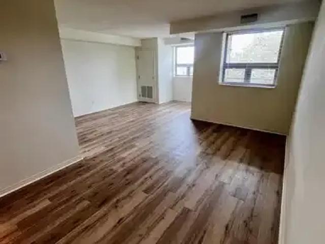 Apartment 2 Bedroom For Rent Windsor ON 1895 ES105004734