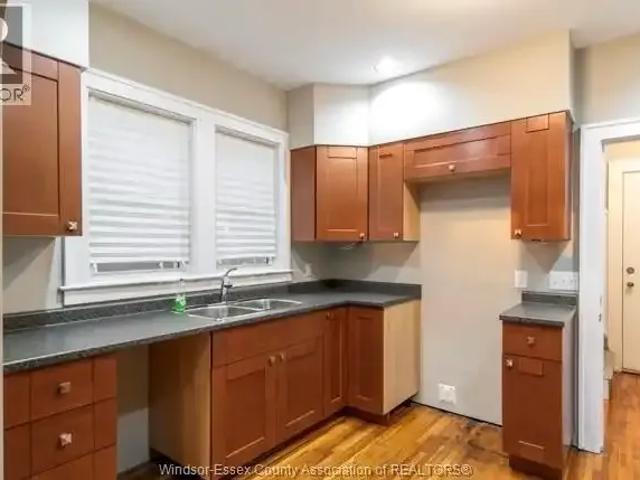 Apartment 2 Bedroom For Rent Windsor ON 1800 ES104142940