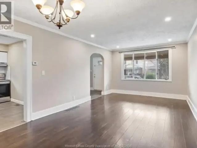 Apartment 2 Bedroom For Rent Windsor ON 1800 ES104142936