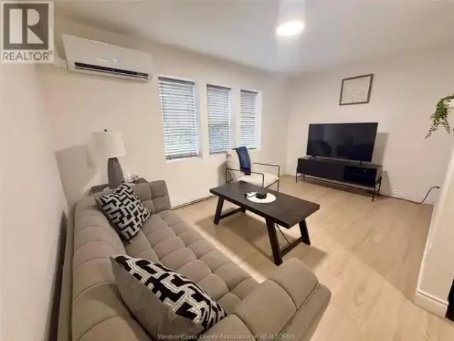 Apartment 2 Bedroom For Rent Windsor ON 1950 ES104638521