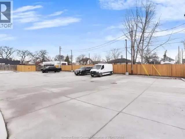 Apartment 2 Bedroom For Rent Windsor ON 2050 ES102915422