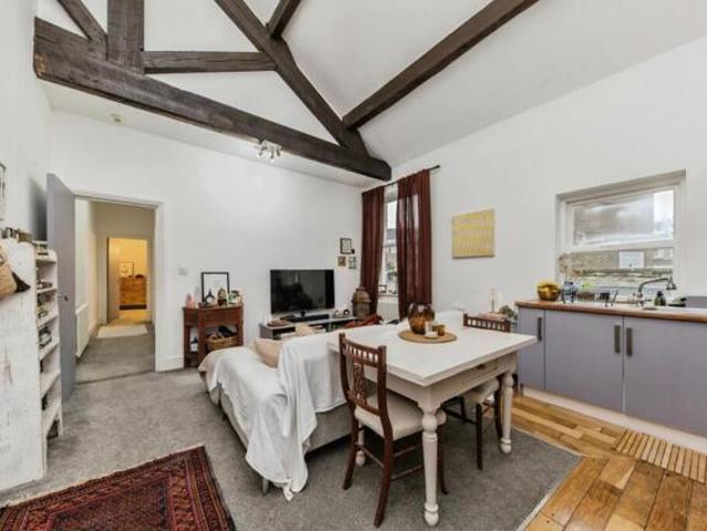 Apartment 2 Bedroom For Sale Macclesfield Cheshire East 180000 ES101316359