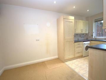Apartment 2 Bedroom For Sale Macclesfield Cheshire East 135000 ES101892399