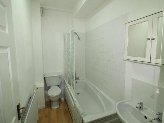Apartment 2 Bedroom For Sale Blandford Forum Dorset 125000 ES101100101