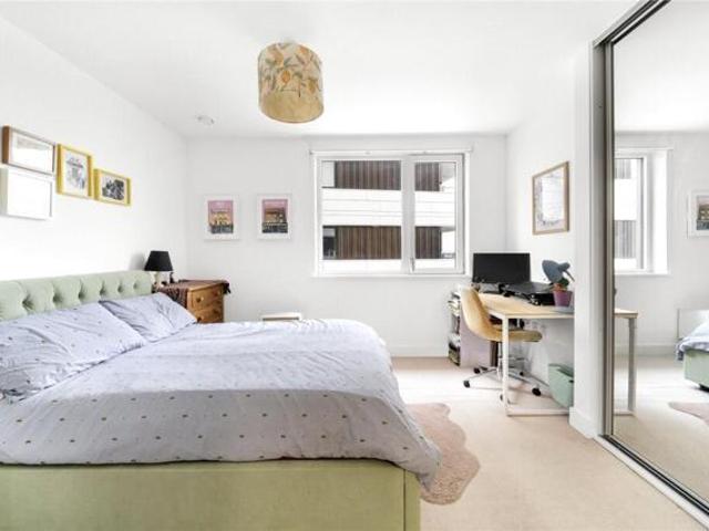 Apartment 2 Bedroom For Sale Londres Greater London 135000 ES101231623