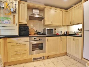 Apartment 2 Bedroom For Sale Portsmouth Hampshire 225000 ES101379145