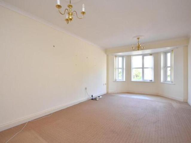Apartment 2 Bedroom For Sale The Vale Of Glamorgan The Vale Of Glamorgan 215000 ES101677705