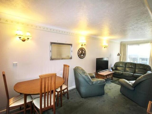 Apartment 2 Bedroom For Sale Warminster Wiltshire 30000 ES100733890
