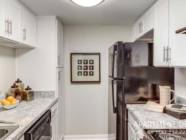 apartment 2 bedroom, Houston TX 77096 DLS77325432
