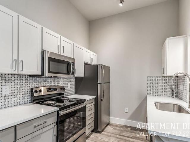 apartment 2 bedroom, The Woodlands TX 77380 DLS77332363