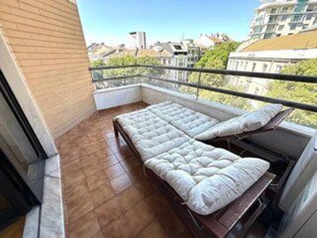 Apartment 2 bedrooms for rent Arroios Lisboa
