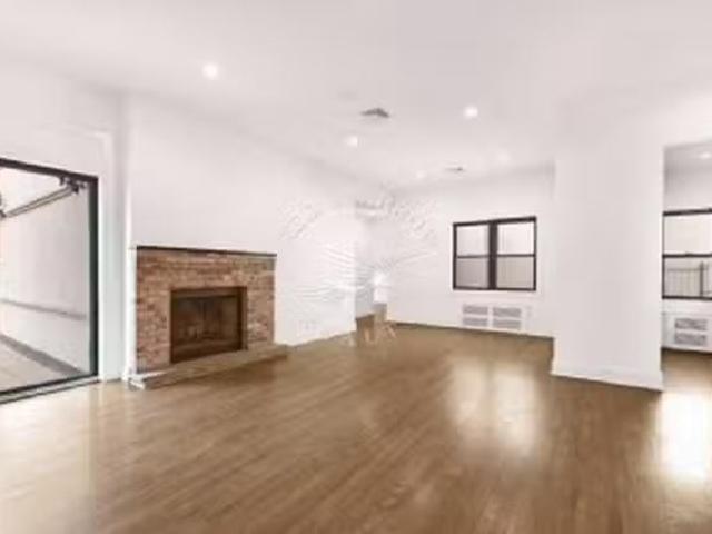Apartment 2 bedrooms in Upper East Side