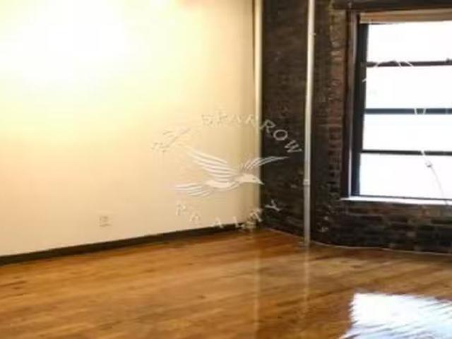 Apartment 2 bedrooms in Village East