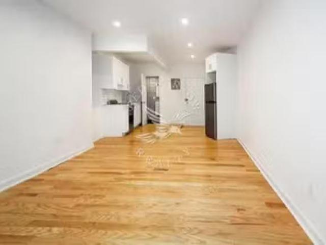 Apartment 2 bedrooms in Village East