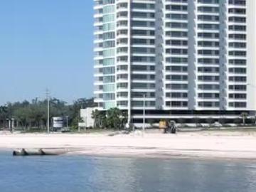 Apartment 2 bedrooms in Harrison Gulfport