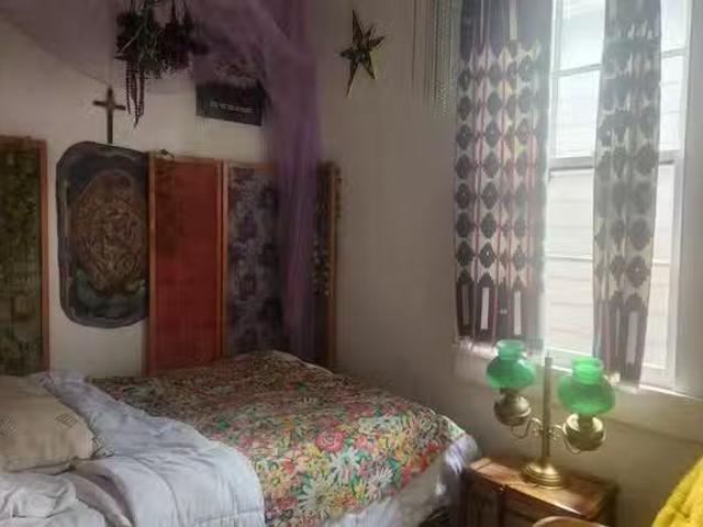 Apartment 2 bedrooms in Mid City