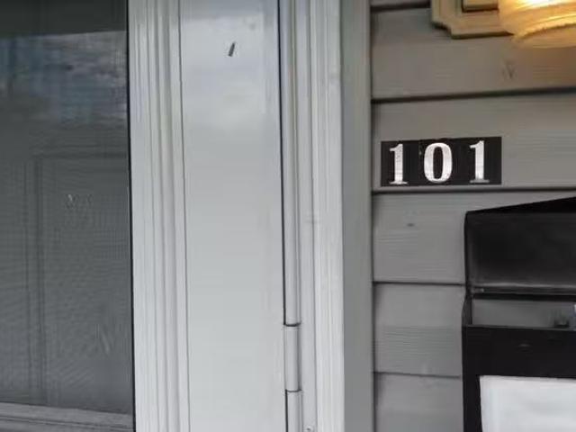 Apartment 2 bedrooms in Oak Ridge