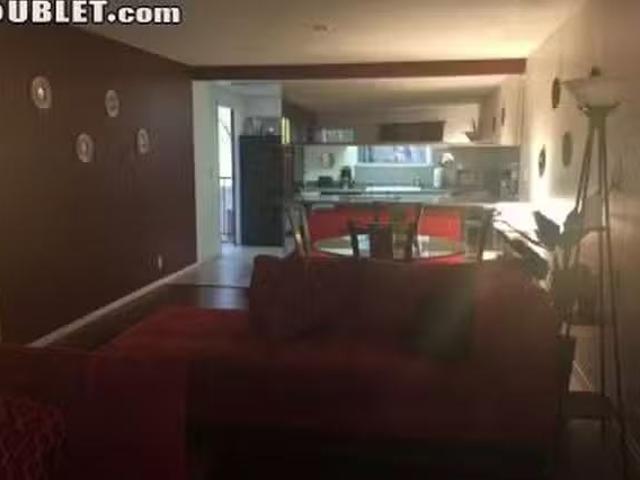 Apartment 2 bedrooms in Southwest Las Vegas