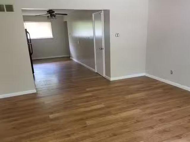 Apartment 2 bedrooms in St. Ann