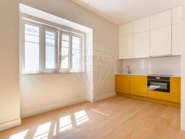 Apartment 2 bedrooms São Vicente Lisboa for rent