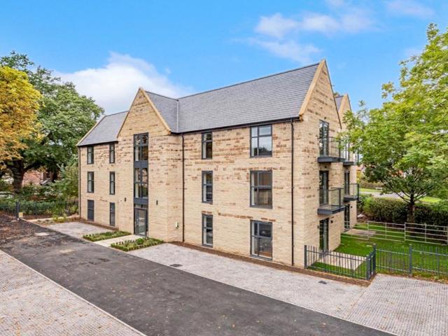 Apartment 2 North Lodge, Clifton Park Avenue, York YO30, 1 bed flat to rent, £1,150 pcm | PrimeLocation