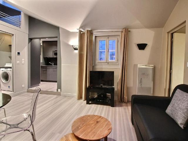 Apartment 2 rooms 40m² Elysées Madeleine