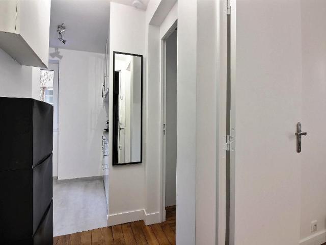 Apartment 2 rooms 33m² Grands Boulevards, Paris Amsterdam Apartments for Rent
