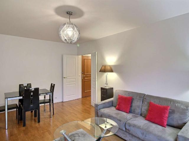 Apartment 2 rooms Porte Maillot Etoile, Paris Amsterdam Apartments for Rent