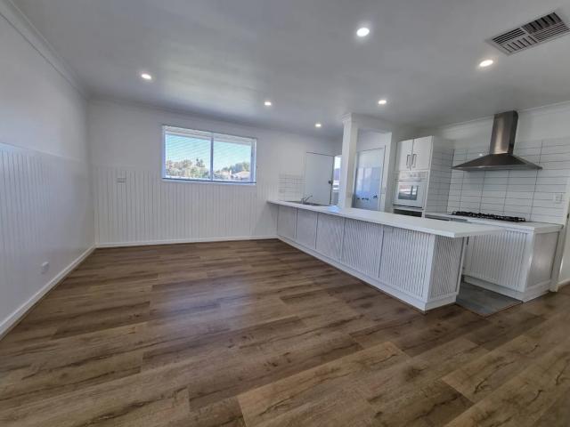 apartment 2a Golf Links Avenue, Oakleigh