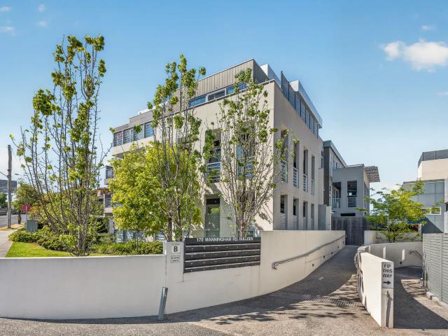 apartment 304B/170 Manningham Road, Bulleen