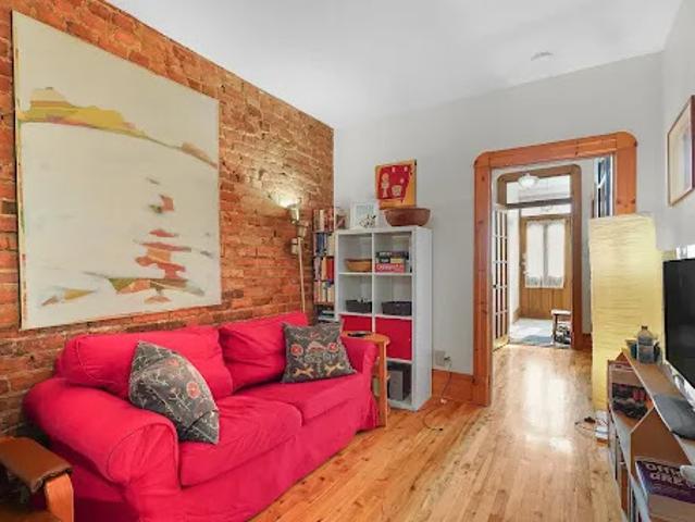 Apartment with terrace