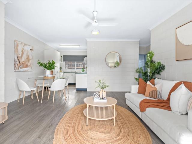 apartment 3/52 Pease Street, Manoora