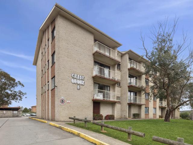 apartment 38/5 Crest Road, Queanbeyan
