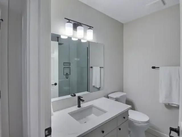 Apartment 7 Bedroom For Rent Fort Saskatchewan AB 800 ELS105525668